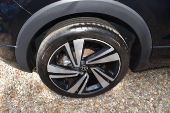 Volkswagen T-Cross 1.0 TSI R-Line DSG Euro 6 (s/s) 5dr