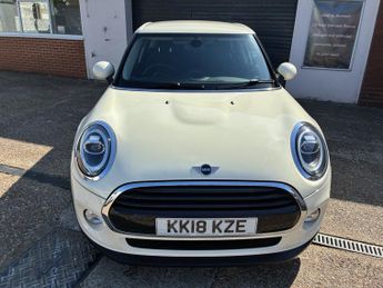 Mini Hatch Cooper II 1.5 Hatchback 5 Dr  Euro 6 Auto (7) Steptronic (s/s) (