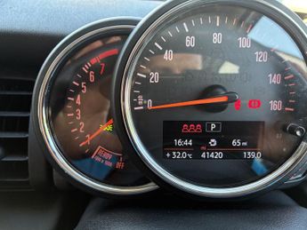 Mini Hatch Cooper II 1.5 Hatchback 5 Dr  Euro 6 Auto (7) Steptronic (s/s) (