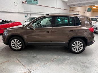 Volkswagen Tiguan 2.0 TDI BlueMotion Tech Match SUV 5dr Diesel DSG 4WD Euro 5 (s/s