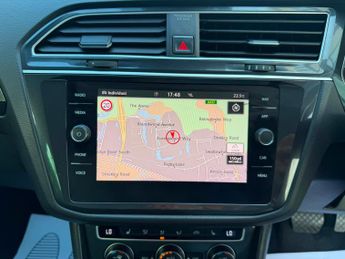 Volkswagen Tiguan 2.0 TSI BlueMotion Tech SEL SUV 5dr Petrol DSG 4Motion Euro 6 (s