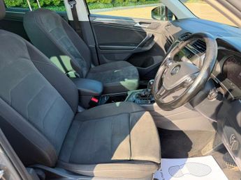 Volkswagen Tiguan 2.0 TSI BlueMotion Tech SEL SUV 5dr Petrol DSG 4Motion Euro 6 (s
