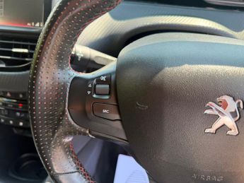 Peugeot 208 1.2 PureTech GT Line Hatchback 5dr Petrol Manual Euro 6 (s/s) (1