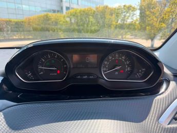 Peugeot 208 1.2 PureTech GT Line Hatchback 5dr Petrol Manual Euro 6 (s/s) (1