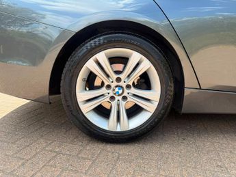 BMW 3 Series 2.0 330e 7.6kWh Sport Saloon 4dr Petrol Plug-in Hybrid Auto Euro
