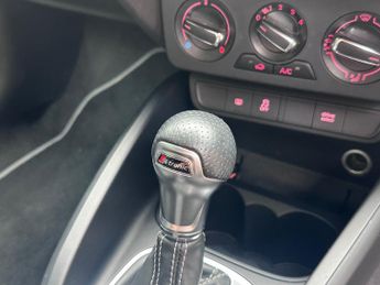 Audi A1 1.4 TFSI CoD S line Hatchback 3dr Petrol S Tronic Euro 6 (s/s) (