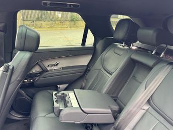 Land Rover Range Rover Sport 3.0 D300 MHEV Dynamic SE SUV 5dr Diesel Auto 4WD Euro 6 (s/s) (3