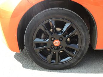 Toyota Aygo 1.0 VVT-i x-cite Hatchback 5dr Petrol Manual Euro 5 Euro 5 (68 p