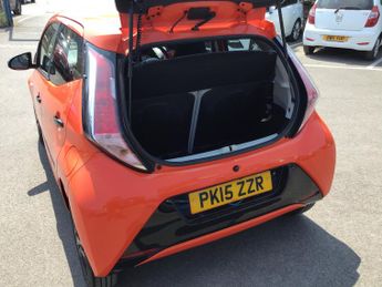 Toyota Aygo 1.0 VVT-i x-cite Hatchback 5dr Petrol Manual Euro 5 Euro 5 (68 p