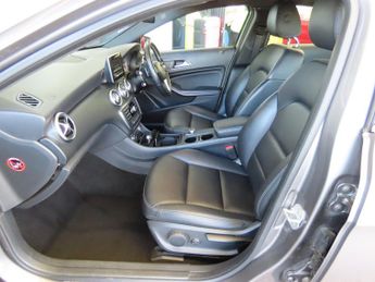 Mercedes-Benz A Class 1.6 A200 Sport Edition Hatchback 5dr Petrol 7G-DCT Euro 6 (s/s) 