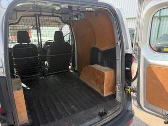 Ford Transit Courier 1.5 TDCi Panel Van 4dr Diesel Manual L1 Euro 5 (75 ps)