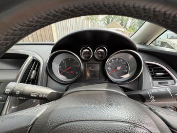 Vauxhall Astra 2.0 CDTi Elite Hatchback 5dr Diesel Auto Euro 5 (165 ps)