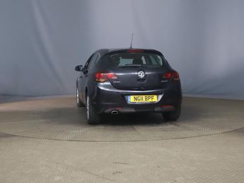 Vauxhall Astra 2.0 CDTi Elite Hatchback 5dr Diesel Auto Euro 5 (165 ps)