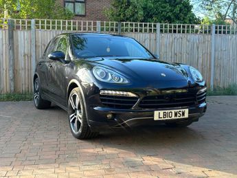 Porsche Cayenne 3.0h V6 S SUV 5dr Petrol Hybrid TiptronicS 4WD Euro 5 (s/s) (380