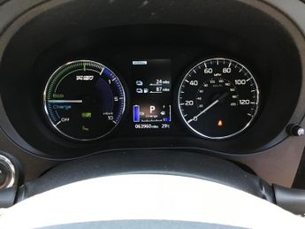 Mitsubishi Outlander 2.4h TwinMotor 13.8kWh Dynamic SUV 5dr Petrol Plug-in Hybrid CVT