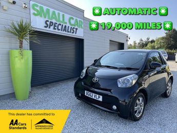 Toyota iQ 1.0 VVT-i 2 Hatchback 3dr Petrol Multidrive Euro 5 (68 ps)