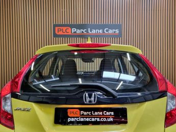 Honda Jazz 1.3 i-VTEC SE Hatchback 5dr Petrol CVT - LOW MILEAGE - AUTOMATIC
