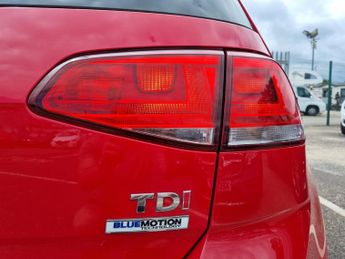 Volkswagen Golf 1.6 TDI BlueMotion Tech Match DSG ONLY 27000 MILES - ONE OWNER -