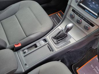 Volkswagen Golf 1.6 TDI BlueMotion Tech Match DSG ONLY 27000 MILES - ONE OWNER -