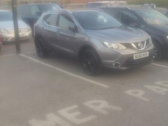 Nissan Qashqai 1.5 dCi N-Vision SUV 5dr Diesel Manual 2WD Euro 6 (s/s) (110 ps)