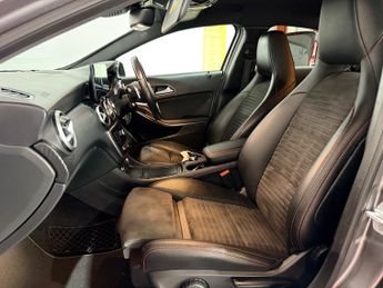 Mercedes-Benz A Class 2.1 A200d AMG Line (Premium) Hatchback 5dr Diesel 7G-DCT Euro 6 