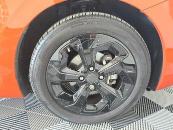 Suzuki Swift 1.2 MHEV Motion CVT Euro 6 (s/s) 5dr