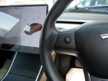 Tesla Model 3 Standard Range Plus Electric Auto RWD (241 bhp) 4dr 