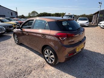 Hyundai i20 1.4 SE Hatchback 5dr Petrol Auto Euro 6 (100 ps)