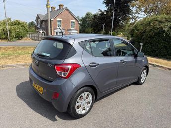 Hyundai i10 1.2 SE Hatchback 5dr Petrol Manual Euro 5 (87 ps)