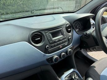 Hyundai i10 1.2 SE Hatchback 5dr Petrol Manual Euro 5 (87 ps)
