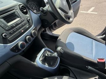 Hyundai i10 1.2 SE Hatchback 5dr Petrol Manual Euro 5 (87 ps)