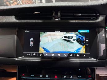 Jaguar XF 2.0d R-Sport Saloon 4dr Diesel Auto Euro 6 (s/s) (180 ps)