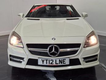Mercedes-Benz SLK 1.8 SLK200 BlueEfficiency AMG Sport Convertible 2dr Petrol G-Tro