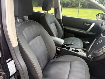 Nissan Qashqai 1.6 Acenta SUV 5dr Petrol Manual 2WD Euro 5 (s/s) (117 ps)