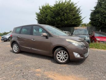 Renault Grand Scenic 1.5 dCi Privilege TomTom MPV 5dr Diesel Manual Euro 4 (106 ps)