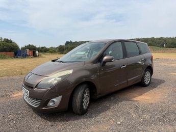 Renault Grand Scenic 1.5 dCi Privilege TomTom MPV 5dr Diesel Manual Euro 4 (106 ps)