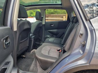 Nissan Qashqai 2.0 n-tec CVT 2WD 5dr