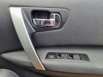 Nissan Qashqai 2.0 n-tec CVT 2WD 5dr