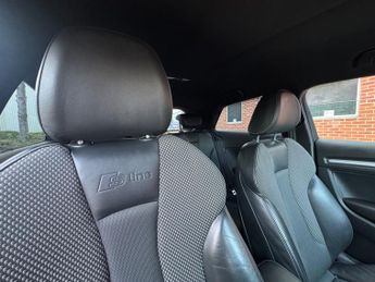 Audi A3 1.4 TFSI CoD S line Hatchback 3dr Petrol S Tronic Euro 6 (s/s) (