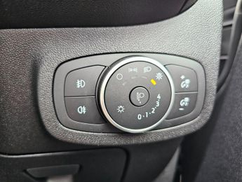 Ford Fiesta 1.0T Titanium Hatchback 5dr Petrol Auto Euro 6 (s/s) (100 ps)
