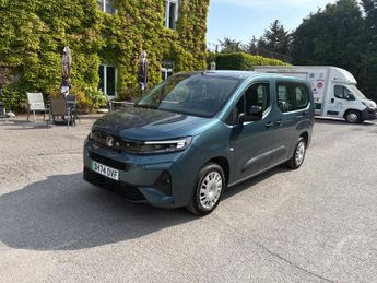 Vauxhall Combo Life 52kWh Design XL MPV 5dr Electric Auto (11kW Charger) (136 ps)