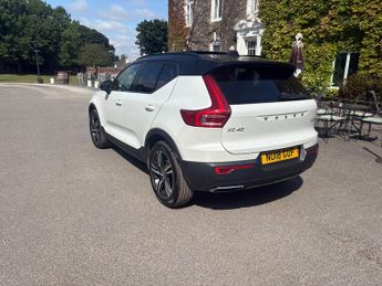 Volvo XC40 2.0 D4 First Edition SUV 5dr Diesel Auto AWD Euro 6 (s/s) (190 p