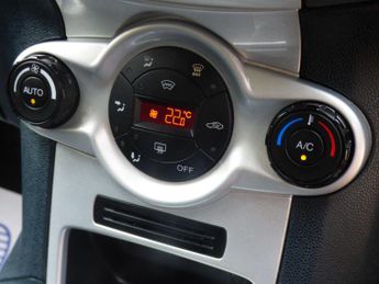 Ford Fiesta 1.4 Titanium 5dr