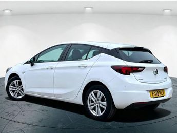 Vauxhall Astra 1.6 CDTi ecoTEC BlueInjection Tech Line Nav Euro 6 (s/s) 5dr