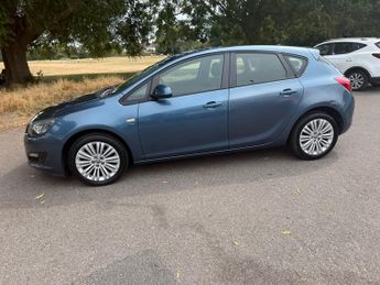 Vauxhall Astra 1.4 16v Energy Hatchback 5dr Petrol Manual Euro 5 (100 ps)