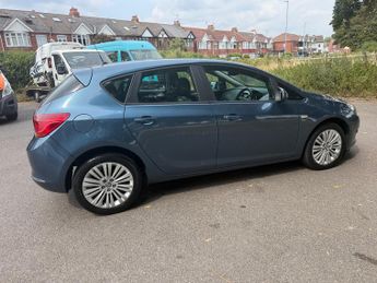 Vauxhall Astra 1.4 16v Energy Hatchback 5dr Petrol Manual Euro 5 (100 ps)
