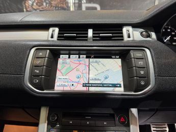 Land Rover Range Rover Evoque 2.0 TD4 HSE Dynamic SUV 5dr Diesel Auto 4WD Euro 6 (s/s) (180 ps