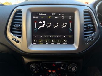 Jeep Compass 1.4T MultiAirII Longitude Auto 4WD Euro 6 (s/s) 5dr