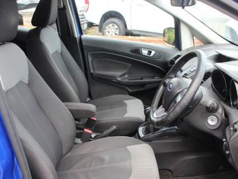 Ford Ecosport 1.5 Zetec SUV 5dr Petrol Manual 2WD Euro 5 (112 ps)