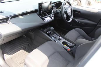 Toyota Corolla 1.8 VVT-h Car Derived Van 5dr Petrol Hybrid HEATED SEATS CRUISE 